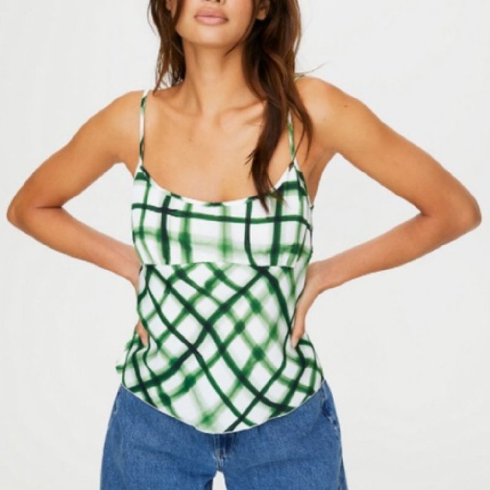 NWT Aritzia x Wilfred Free 90’s Divinity Cami Sz L